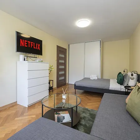 Lumina 3 Rooms Apart With Balcony I Arkadia Mall 公寓