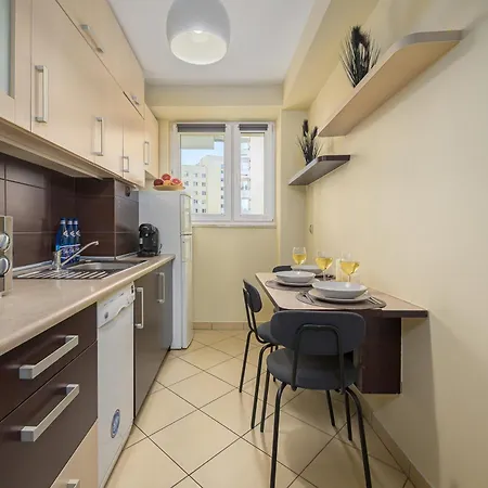 Lumina 3 Rooms Apart With Balcony I Arkadia Mall 公寓