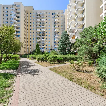 Lumina 3 Rooms Apart With Balcony I Arkadia Mall 公寓